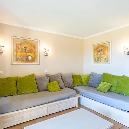 Апартаменты Les Restanques Golfe Saint Tropez-3 By Interhome Гримо
