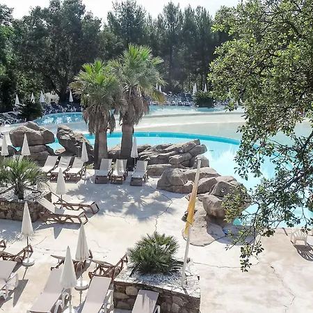 Daire Les Restanques Golfe Saint Tropez-3 By Interhome *