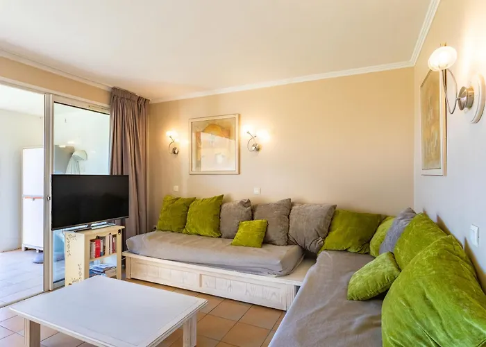 Daire Les Restanques Golfe Saint Tropez-3 By Interhome